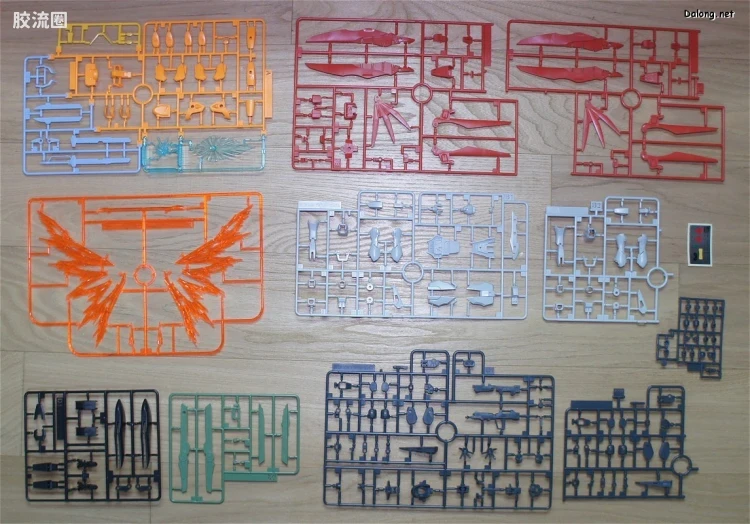 HGUC 普通版 h226 命运高达 (海涅·威斯藤夫鲁斯专用机) - 图片